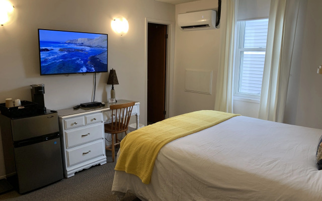 Paradise Inn On The Beach