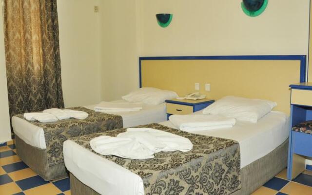 Almera Apart Hotel