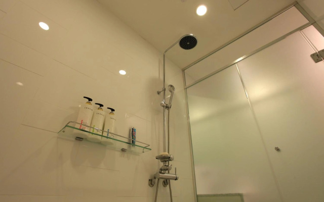 Yuwon Hotel