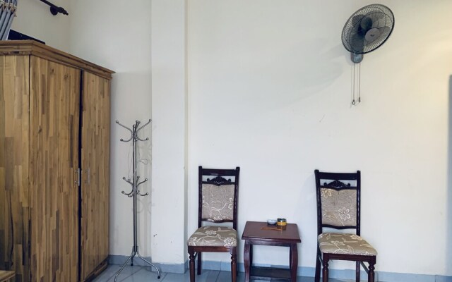 OYO 999 Vip Hostel