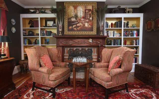 Chestnut Hill Bed and Breakfast