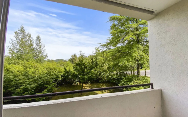 208 Village Gate Studio Bedroom Condo by RedAwning