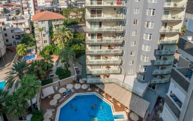 Carmen Suite Hotel