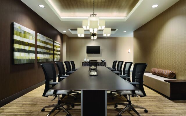 Homewood Suites by Hilton Calgary Downtown