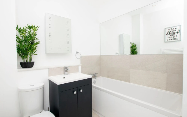 Rowan Tree Your Apartment