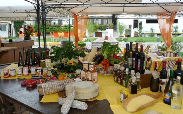 Gelindo dei Magredi Country Resort