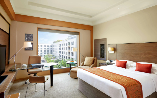 Grand Hyatt Mumbai Hotel & Residences - Image 5