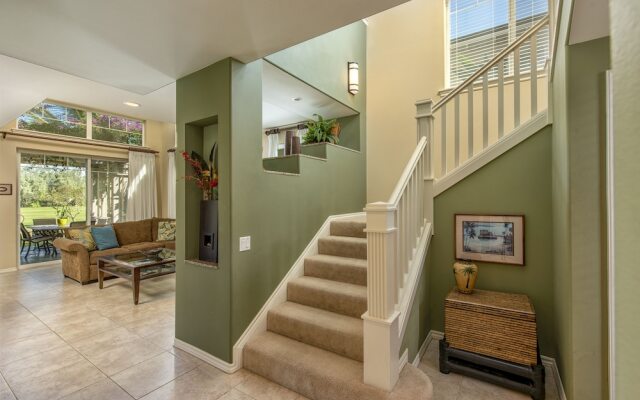 Fairway S Waikoloa F6 3 Bedroom Villa by RedAwning