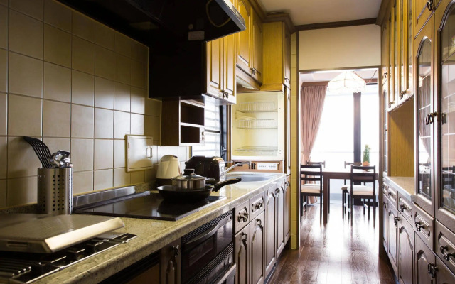 Alex's Room Minamisenba