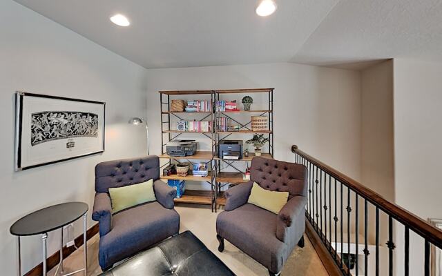 999wabig 4 Bedroom Home