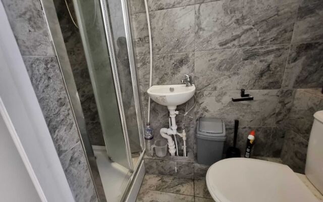 Easy Rooms - London Luton Airport