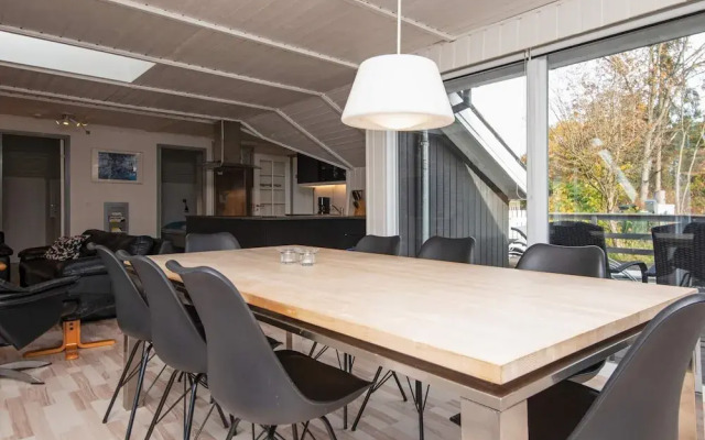 6 Person Holiday Home in Ebeltoft-by Traum
