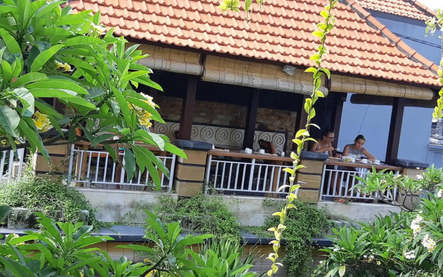 Lotus Tirta Seminyak