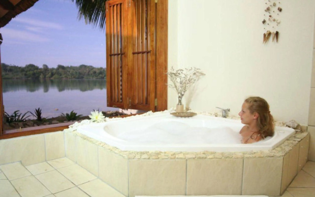 Seachange Lodge