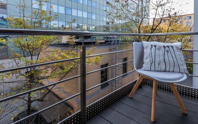 FriendHouse Apartments - Aparthotel