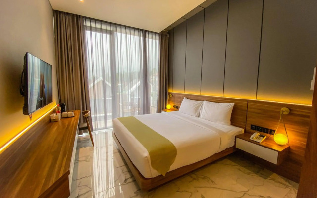 Facade Hotel by Azana