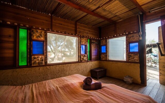 Shkedi's CampLodge - Hostel