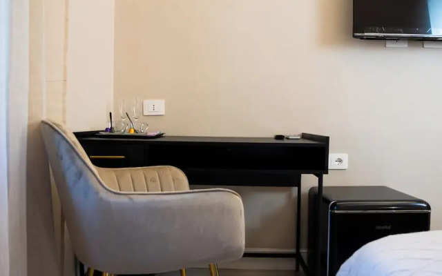 Suites 215 Colosseum - Guesthouse