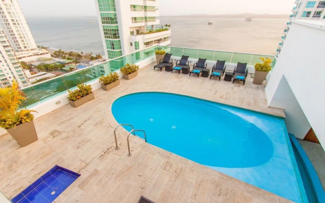 Travelers Suites Orange Cartagena