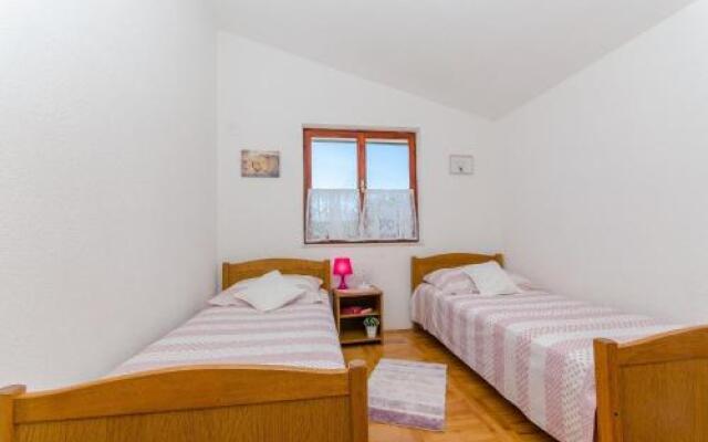 Apartments Bosiljka
