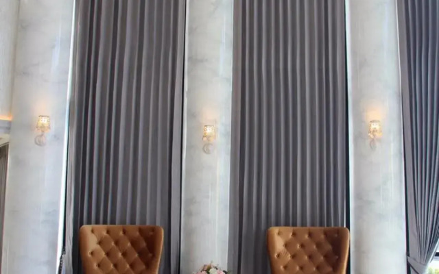 The Green View Hotel