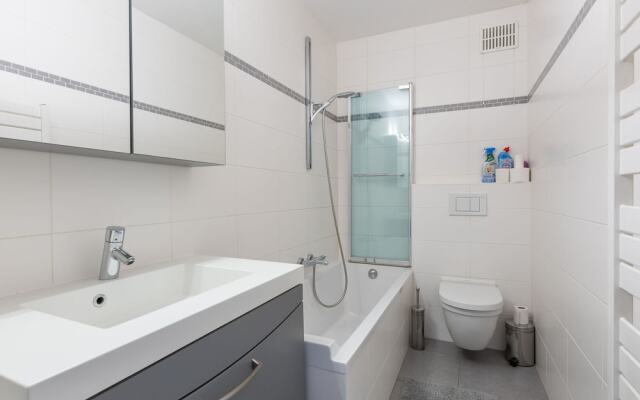 Nice Studio With Terrace