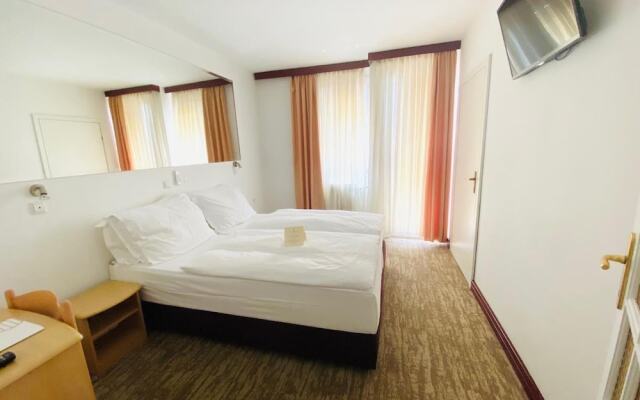 Hotel Slavonija