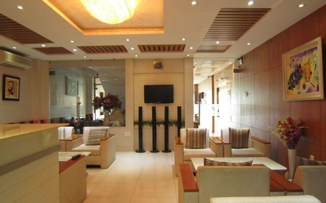 Van Ha Hotel