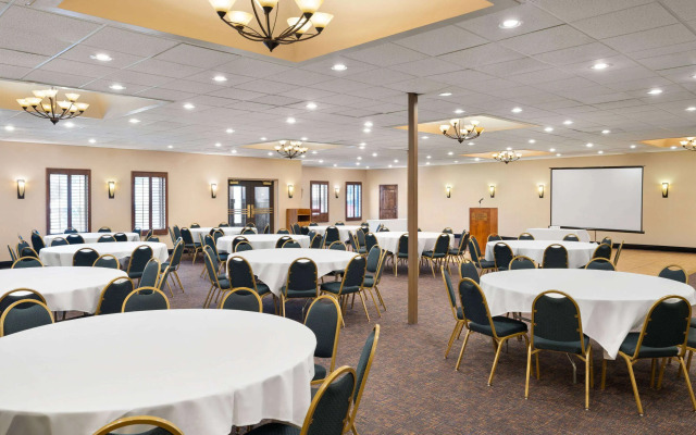 Ramada by Wyndham Tucson