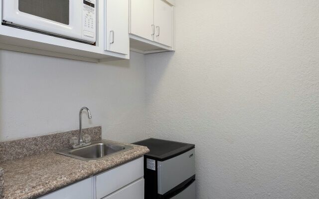 Horizon Inn & Suites