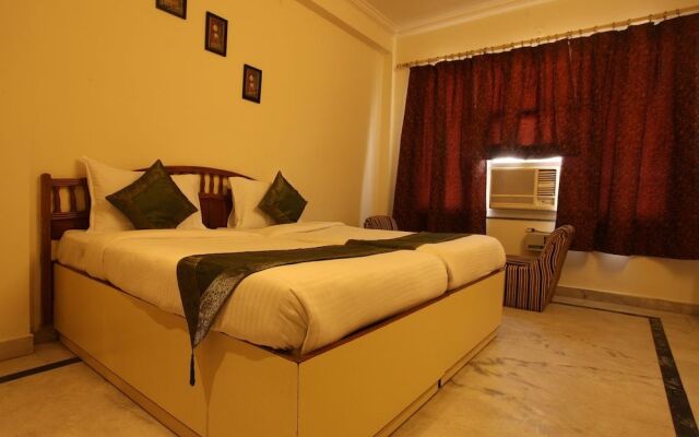 Hotel YKS