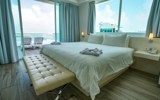 Oleo Cancun Playa All Inclusive Resort