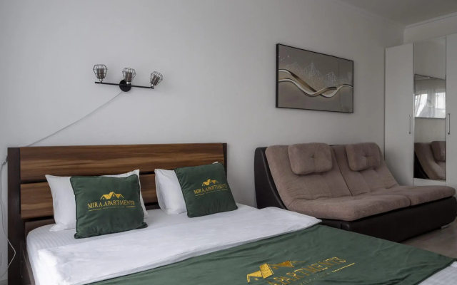 Mira.Apartments (Мира Апартментс) на улице Кастанаевская 65