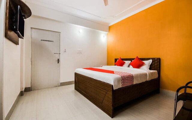 Hotel Mega Royal By OYO Rooms