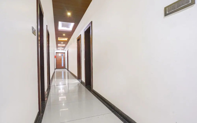 FabHotel Jewel Palace