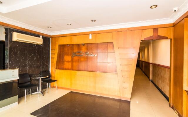 OYO 1581 Hotel Grand Palace