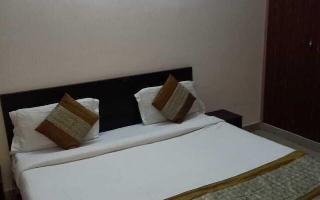 Hotel Golden Nest