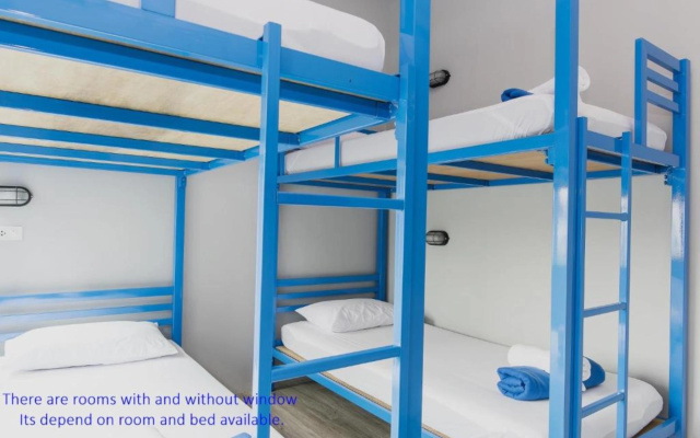 Loftel Station Hostel – Guest Rooms – Bangkok