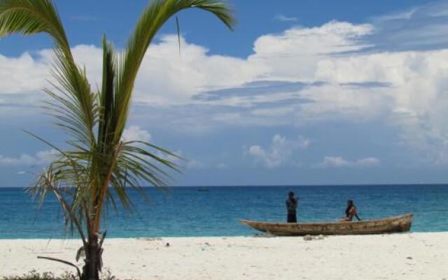 Mangrove Lodge