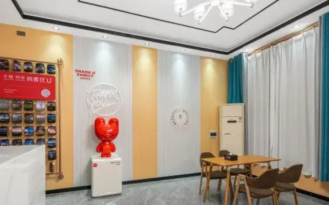 Junyi Chain Hotel (Wenxian Bus Station)