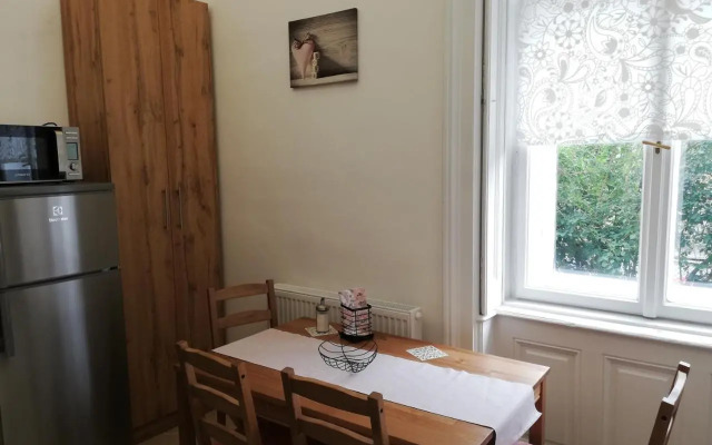 GOLD 2 Apartman