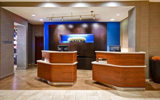 Courtyard by Marriott Louisville Airport