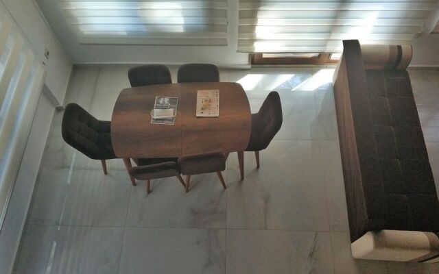 Orman Kampı Taş Evleri