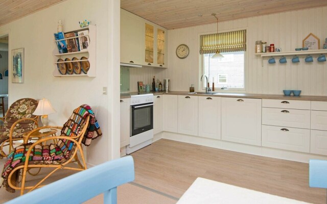 Serene Holiday Home in Grenå near Sea