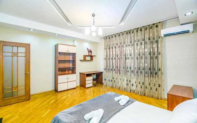 Nizami Apartment By Baku Housing
