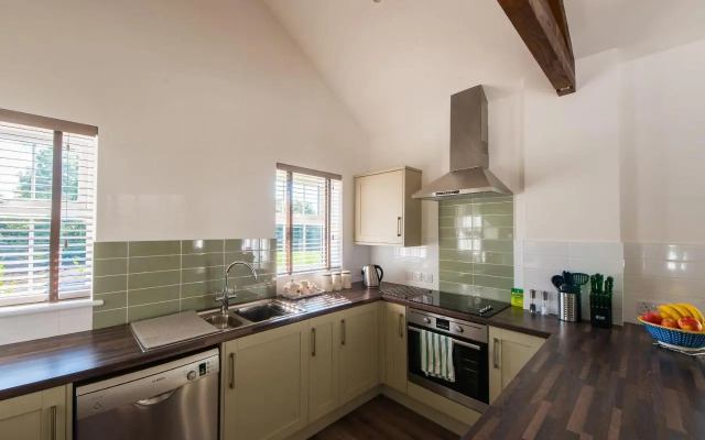 Chestnut Cottage - UK11846