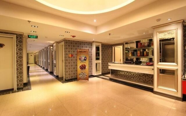 Hechi Shuntai Hotel