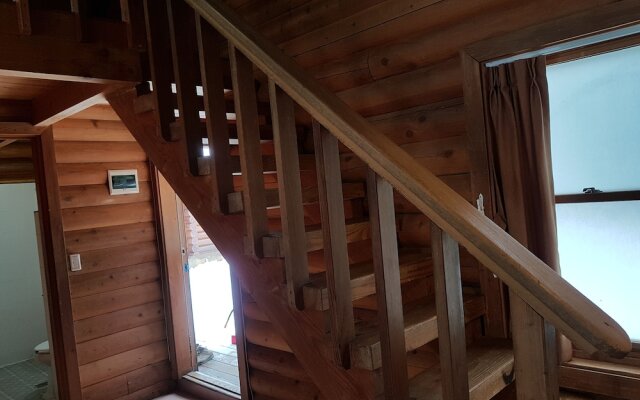 Dunnae Nature Forest Lodge House