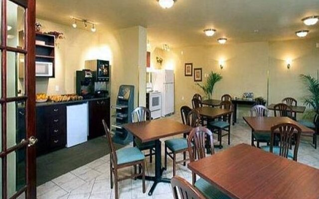 Hotel & Suites Les Laurentides Saint Sauveur