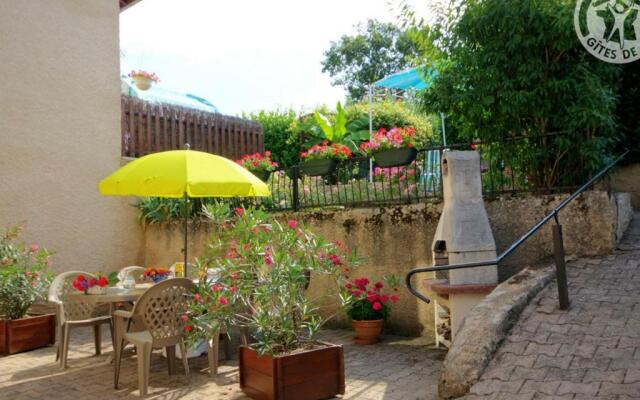 Gîte Bussières, 3 pièces, 4 personnes - FR-1-496-90